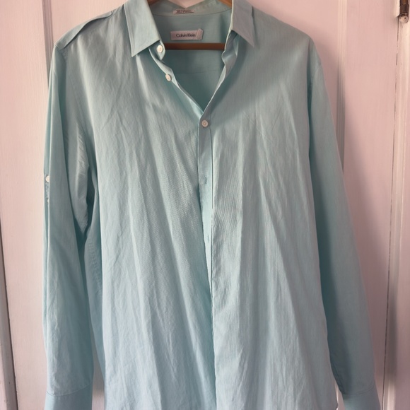 Calvin Klein Blue Button Down - Picture 1 of 2